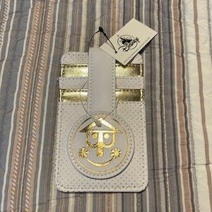 ✨It’s A Small World Card Holder✨